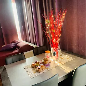 Crystal Tower M&m Apartment